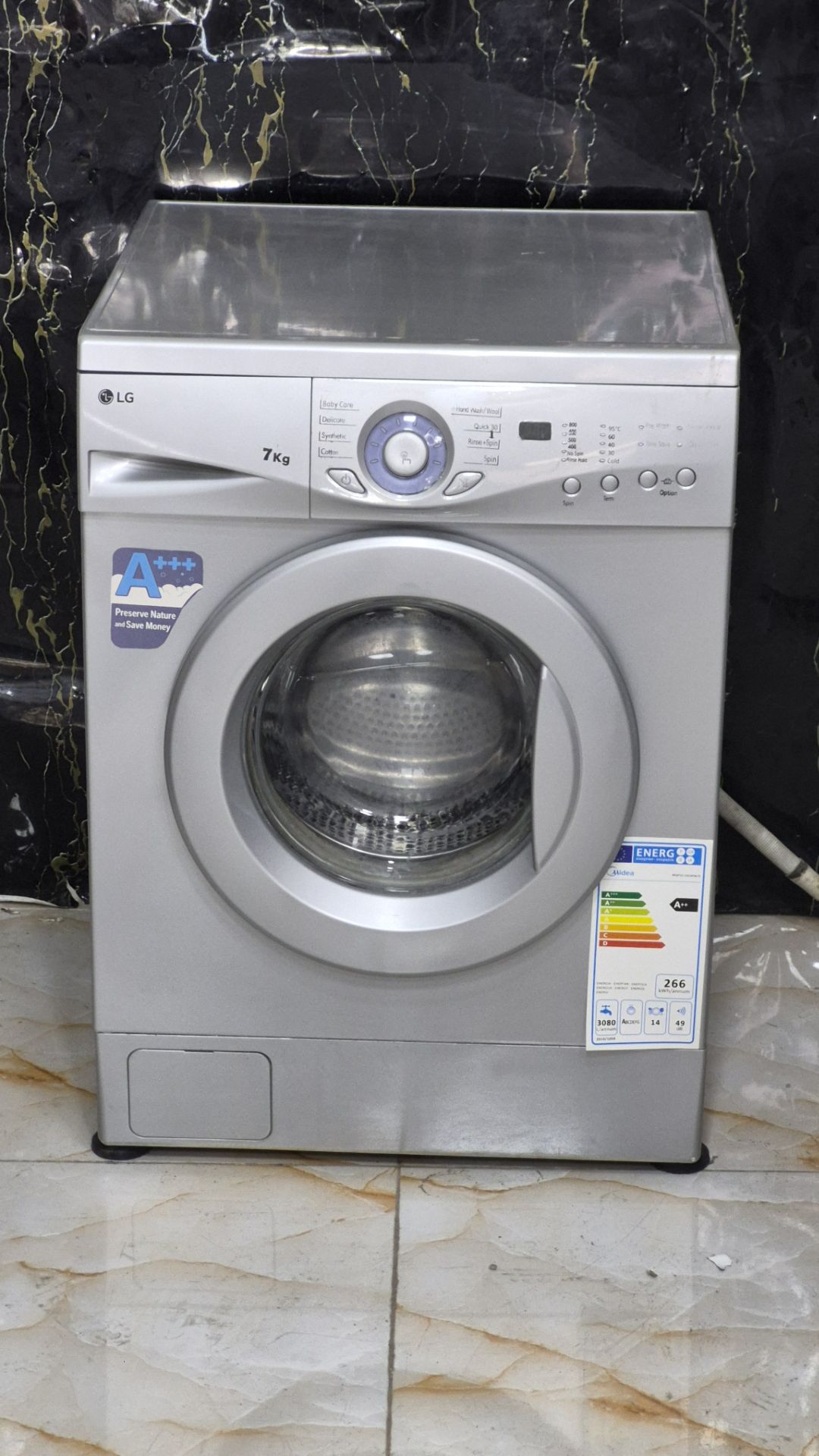 ماشین لباسشویی ال جی7kg